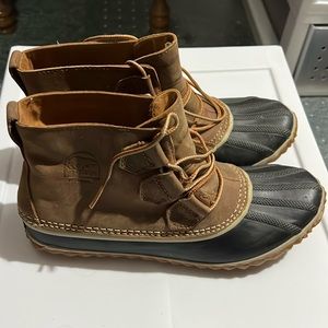 Sorel Out and About Boot Size 9
